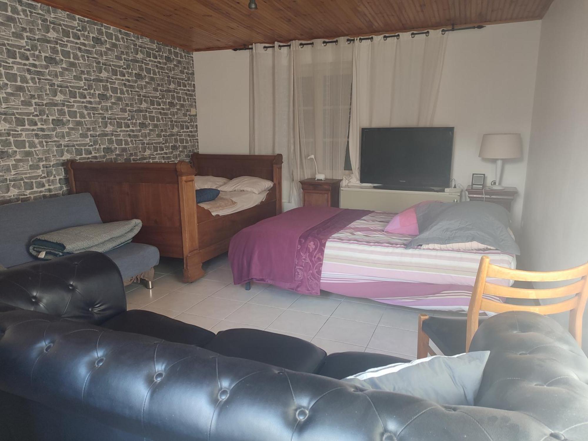 Maison Plain Pied, 2 Chambres, Longere Typique , Fraiche, Dans Bourg Avec Tous Commerces Lucay-le-Male Экстерьер фото