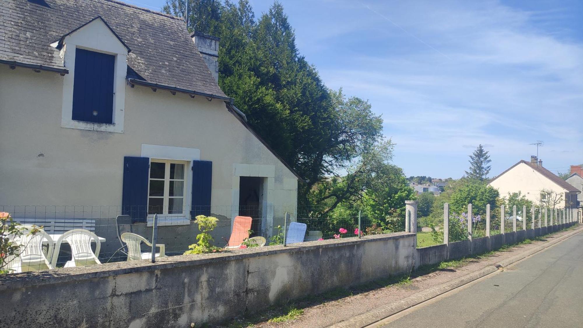 Maison Plain Pied, 2 Chambres, Longere Typique , Fraiche, Dans Bourg Avec Tous Commerces Lucay-le-Male Экстерьер фото